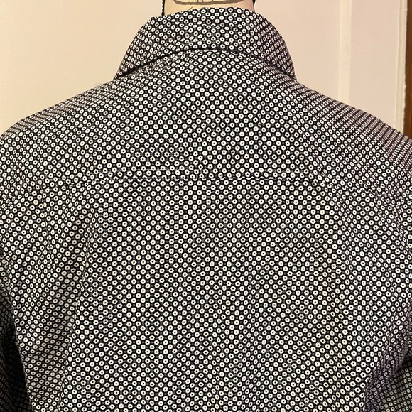 Paperdenim & Cloth Large Long Sleeved Button down flower Printed - Picture 8 of 9